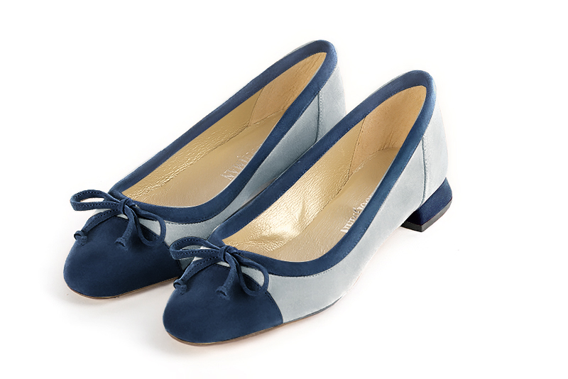 Navy blue and pearl grey women's ballet pumps, with low heels. Square toe. Flat flare heels - Florence KOOIJMAN